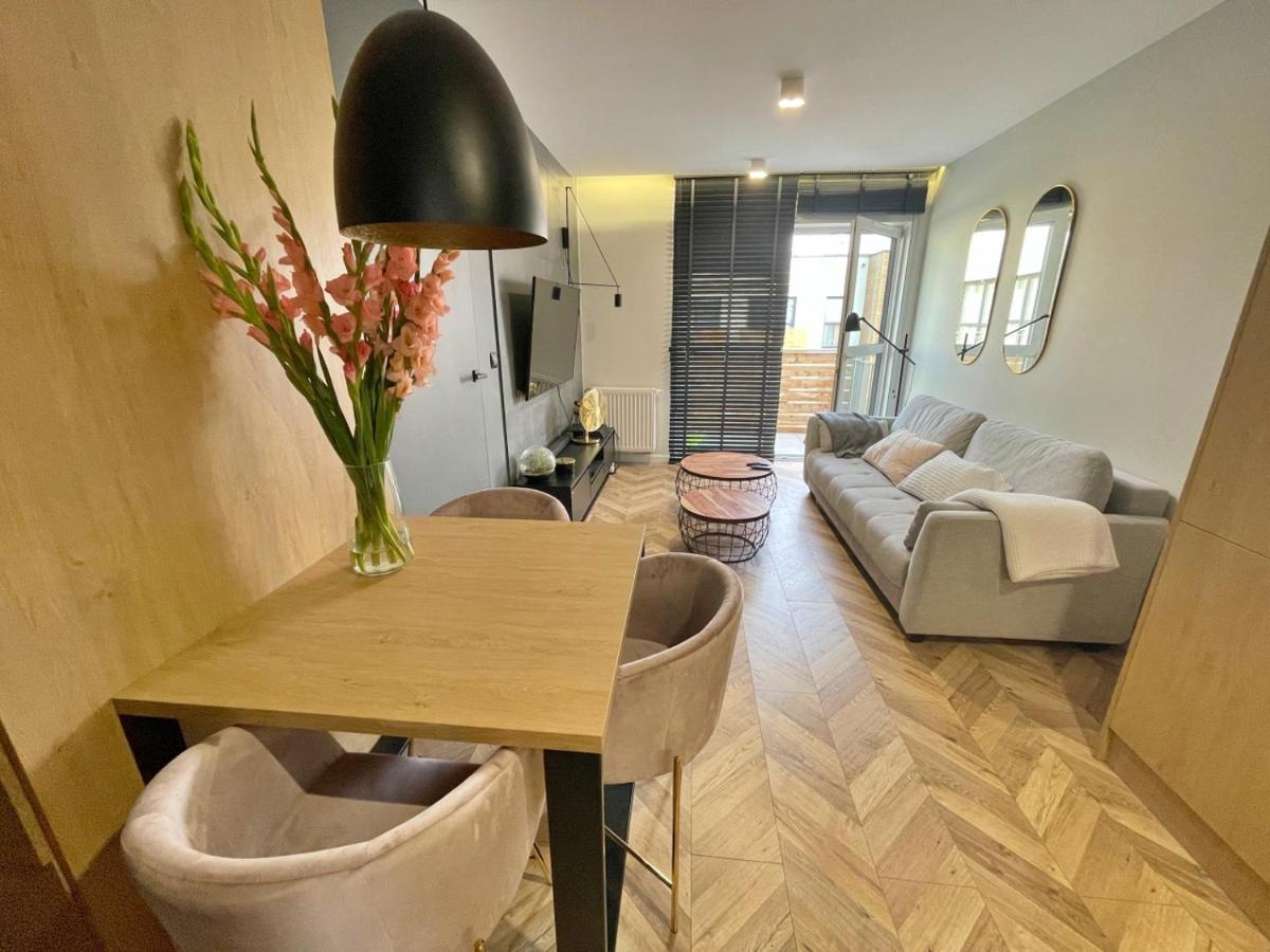Apartament Bubble Z Darmowym Parkingiem Thorn Exterior foto
